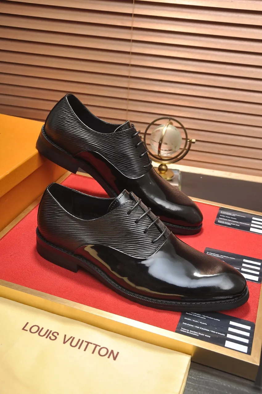 Men's shoes💰460💶【LOUIS VUITTON】(sheepskin lining) new cowhide LV formal shoes🎩🎩❗️🆘made one to one at the counter🎩original quality, imported cowhide upper➕full sheepskin lining➕original rubber outsole, {high quality visible}👣Size: 38-45 (45 custom-made)